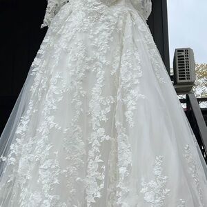 Plus size wedding dress